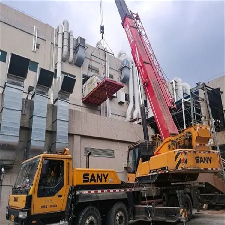 加乐镇一百吨吊车吊臂多长